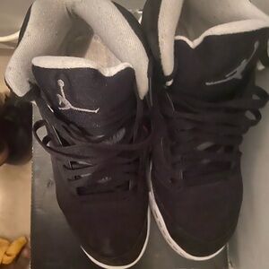 Jordan 5 in black and white oreo 5s